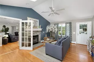 25 Factory Pond Cir, Smithfield, RI 02828 - Photo 2