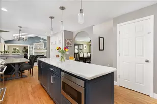 25 Factory Pond Cir, Smithfield, RI 02828 - Photo 24