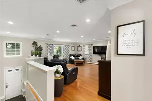25 Factory Pond Cir, Smithfield, RI 02828 - Photo 12