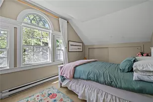 2 Lasalle Pl, Newport, RI 02840 - Photo 20