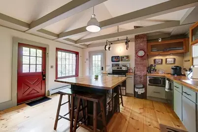300 Broadway, Newport, RI 02840 - Photo 10