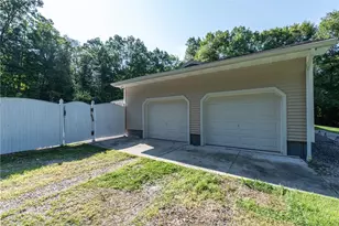 92 New Rd, Plainfield, CT 06354 - Photo 8