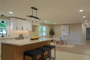 115 Hilltop Dr, Johnston, RI 02919 - Photo 6