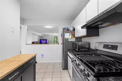 650 East Greenwich Avenue #6-204, West Warwick, RI 02893 - Photo 10