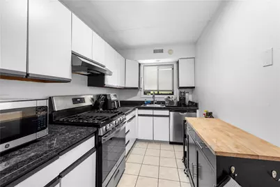 650 East Greenwich Avenue #6-204, West Warwick, RI 02893 - Photo 8