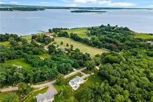 206 Poppasquash Rd, Bristol, RI 02809 - Photo 2
