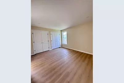 160 Fifth Avenue, Woonsocket, RI 02895 - Photo 12