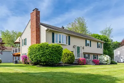 9 Kathleen Drive, Warren, RI 02885 - Photo 2