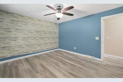 120 Tampa Street, West Warwick, RI 02893 - Photo 20