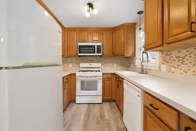 120 Tampa Street, West Warwick, RI 02893 - Photo 12