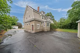 49 Arnold St, East Providence, RI 02915 - Photo 44