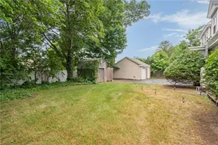 49 Arnold St, East Providence, RI 02915 - Photo 46