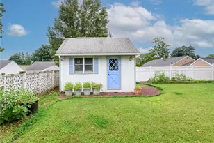 47 Homeland St, Johnston, RI 02919 - Photo 34