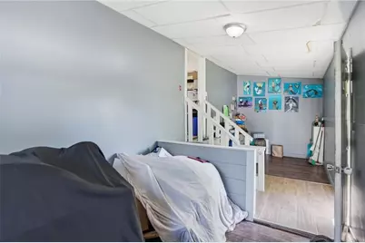 132 Roger Williams Avenue, Providence, RI 02907 - Photo 32