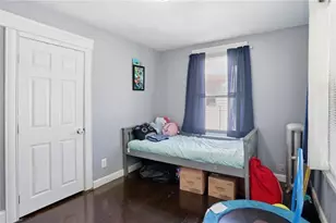 132 Roger Williams Ave, Providence, RI 02907 - Photo 24