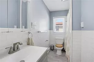 132 Roger Williams Ave, Providence, RI 02907 - Photo 26
