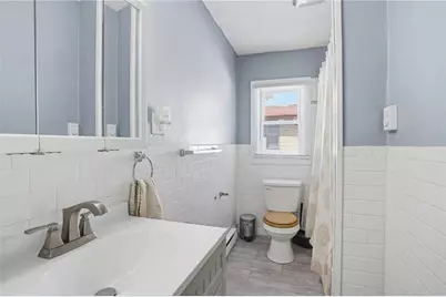 132 Roger Williams Avenue, Providence, RI 02907 - Photo 26