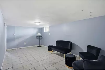 132 Roger Williams Avenue, Providence, RI 02907 - Photo 34