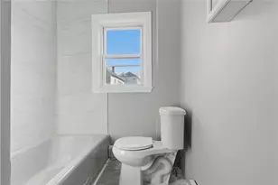 35 Gray St, Providence, RI 02909 - Photo 12
