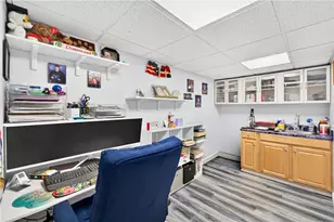 53 Peckham St, Pawtucket, RI 02861 - Photo 26