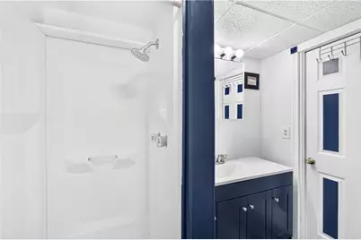53 Peckham Street, Pawtucket, RI 02861 - Photo 32
