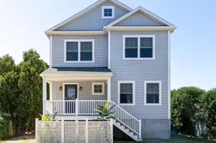 29 Crest St, Middletown, RI 02842 - Photo 4