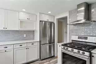 12 Elton Rd, Barrington, RI 02806 - Photo 14