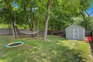 16 Edison St, Warwick, RI 02889 - Photo 22