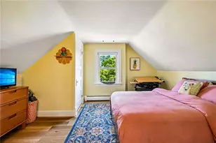 1061 Narragansett Blvd, Cranston, RI 02905 - Photo 32