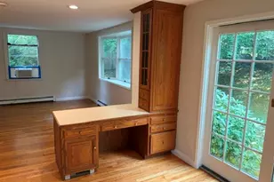 390 Indian Ave, Middletown, RI 02842 - Photo 6