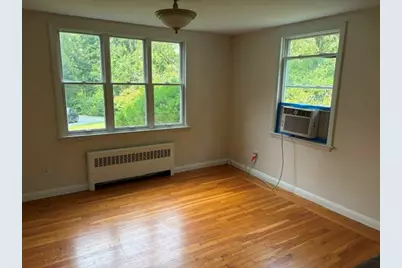 390 Indian Avenue, Middletown, RI 02842 - Photo 10
