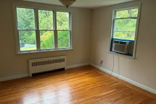 390 Indian Ave, Middletown, RI 02842 - Photo 10