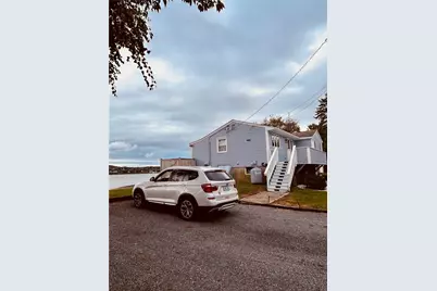 1321 Anthony Road, Portsmouth, RI 02871 - Photo 2
