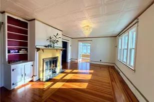 146 Garden St, Cranston, RI 02910 - Photo 4