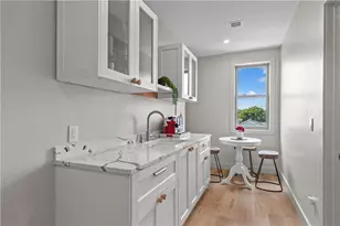 82 Ellery Rd, Newport, RI 02840 - Photo 26