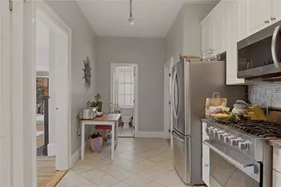 92 Pelham Street #1, Newport, RI 02840 - Photo 6
