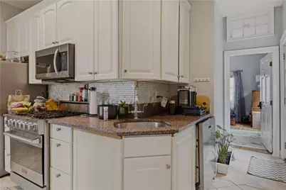 92 Pelham Street, Newport, RI 02840 - Photo 8