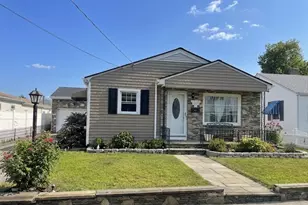 118 Balch St, Pawtucket, RI 02861 - Photo 2