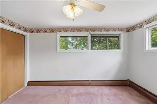 124 Chatworth Ave, Warwick, RI 02886 - Photo 20