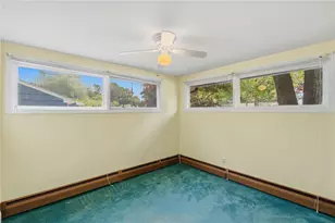 124 Chatworth Ave, Warwick, RI 02886 - Photo 16