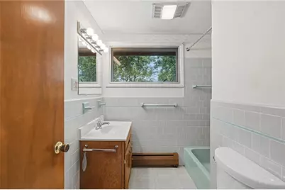 124 Chatworth Avenue, Warwick, RI 02886 - Photo 22