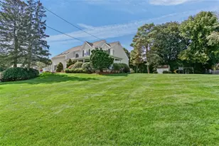 18 Quail Ridge Rd, Cranston, RI 02921 - Photo 40