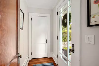 174 Kenyon Avenue, South Kingstown, RI 02879 - Photo 2
