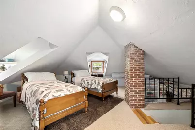 174 Kenyon Avenue, South Kingstown, RI 02879 - Photo 20