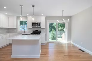81 Cadora Ave, Warwick, RI 02886 - Photo 4
