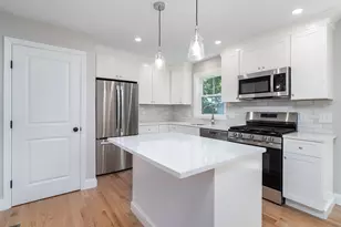 81 Cadora Ave, Warwick, RI 02886 - Photo 6