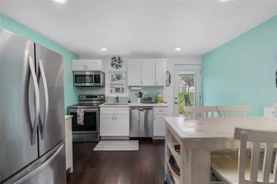 14 Stanton Avenue, Narragansett, RI 02882 - Photo 10