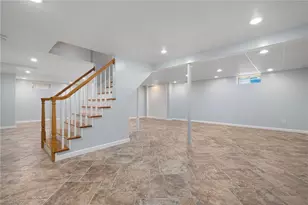 68 Wisteria Dr, Coventry, RI 02816 - Photo 14