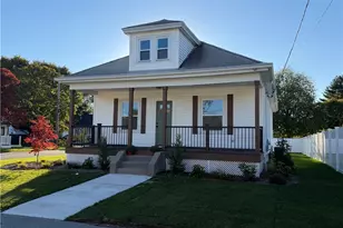 76 Rosella Ave, Pawtucket, RI 02861 - Photo 1