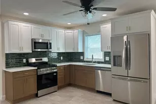 76 Rosella Ave, Pawtucket, RI 02861 - Photo 4